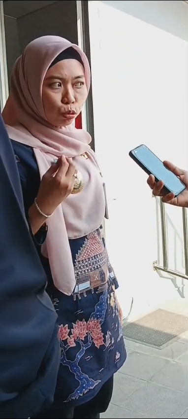 Selter Geger, Esti Pertimbangkan Lantik Pejabat Baru