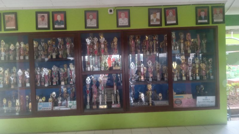 Meski SMPN 1 Gabus Akui Jual Seragam dan LKS Secara Sukarela, Tetap Langgar PP 17 2010