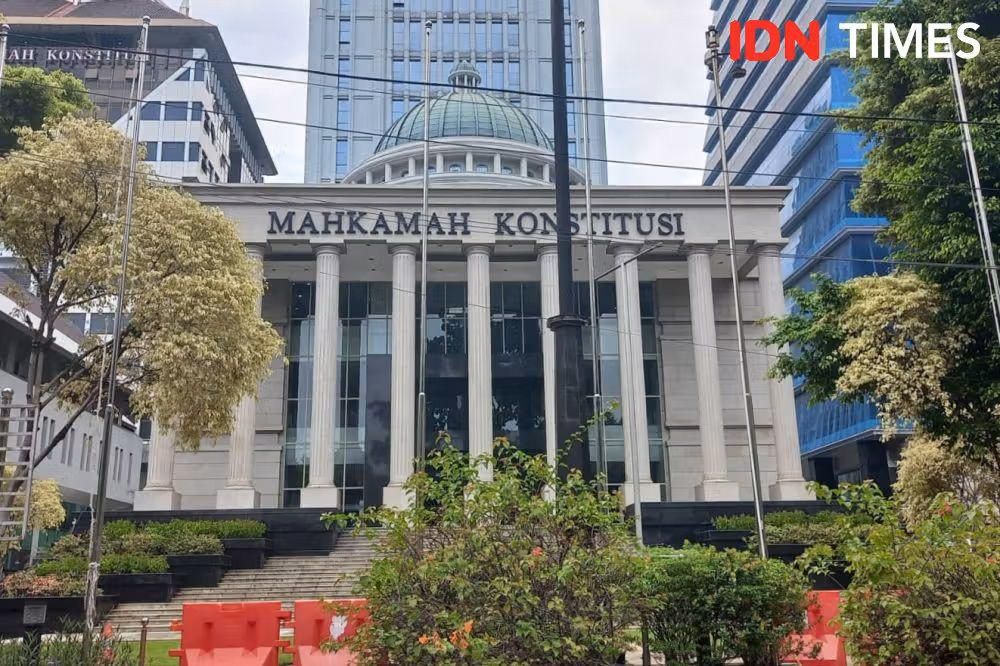 Profil Calon Hakim MK Inosentius Samsul, Pengganti Arief Hidayat