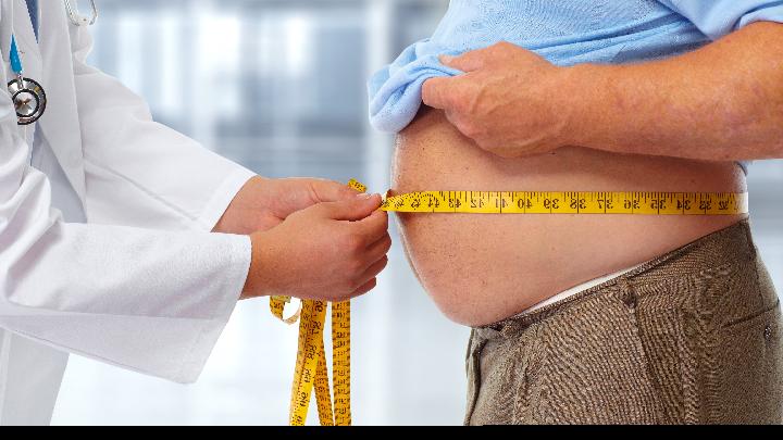 10 Gerakan Efektif Mengatasi Perut Buncit