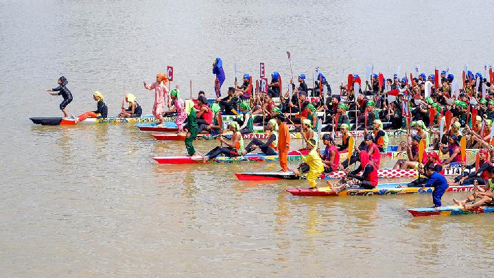 Berbagai Persiapan Festival Pacu Jalur Kuantan Singingi Riau