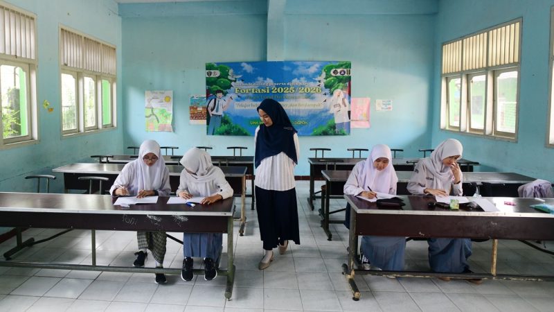 Anggaran Pendidikan yang Tinggi dalam RAPBN 2026 Tapi Kesejahteraan Guru Masih di Bawah Standar Layak