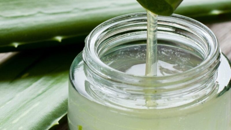 6 Tips Efektif Cara Menghilangkan Noda Minyak di Baju