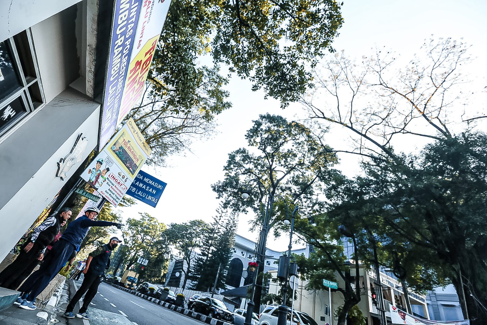 Pemkot Memastikan PKL Tidak Dirugikan, Gerbang Parkir Alun-Alun Batu Segera Direalisasikan