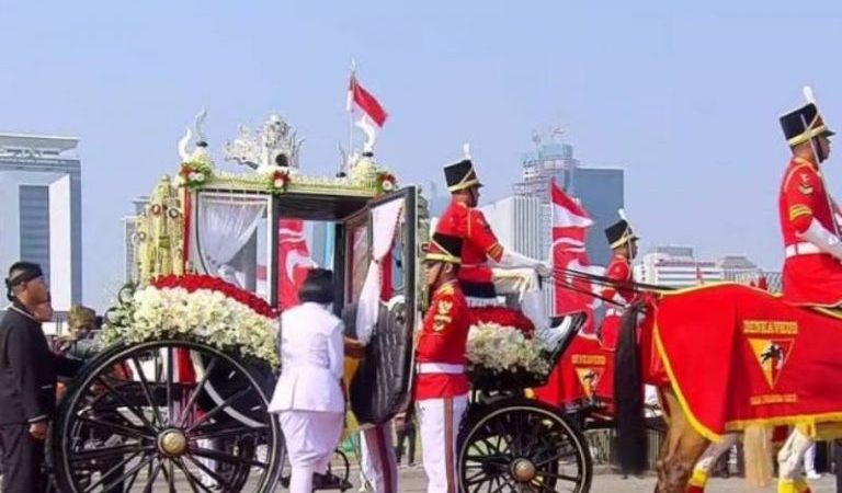 Peringatan Detik-Detik Proklamasi, Kereta Kencana ‘Garuda Prabayaksa’ Membawa Bendera Pusaka ke Istana Merdeka