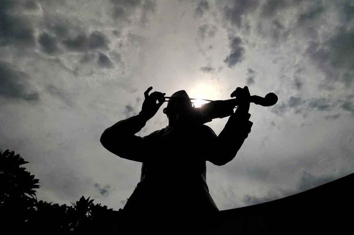 Kisah Muda W R Supratman di Makassar dan Kelahiran Melodi Abadi Indonesia Raya