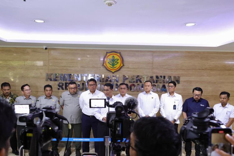 Mentan Amran Jamin Ketersediaan Pupuk Subsidi Meski Ada Penjual Nakal