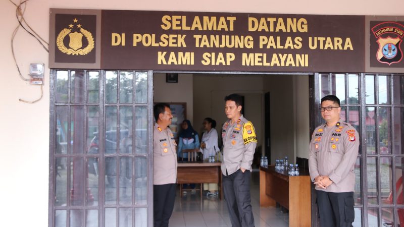 Dari Filosofi Kopi ke Tindakan Nyata, Polsek Tanjung Bumi Latih Tuna Rungu dalam Pangkas Rambut dan Makeup