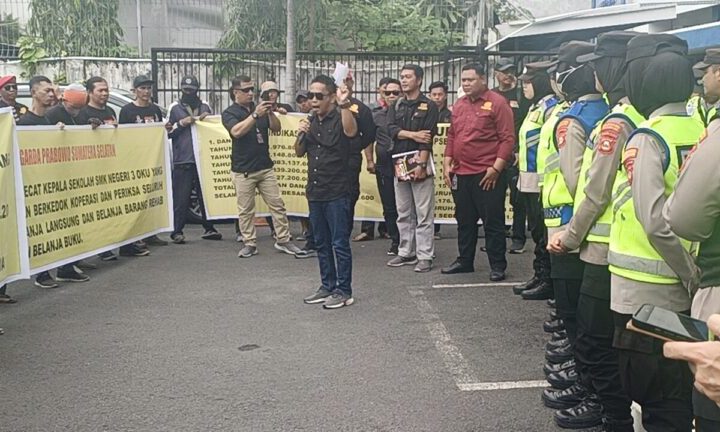 LP Garda Prabowo Di Mapolda Sumsel Ditelan Bumi, Oknum Kepala SMA Negeri 7 Palembang Bungkam Soal Dana Dugaan BOS 12M Yang Diselewengkan